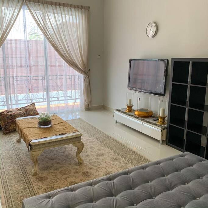 Santai Homestay Jb