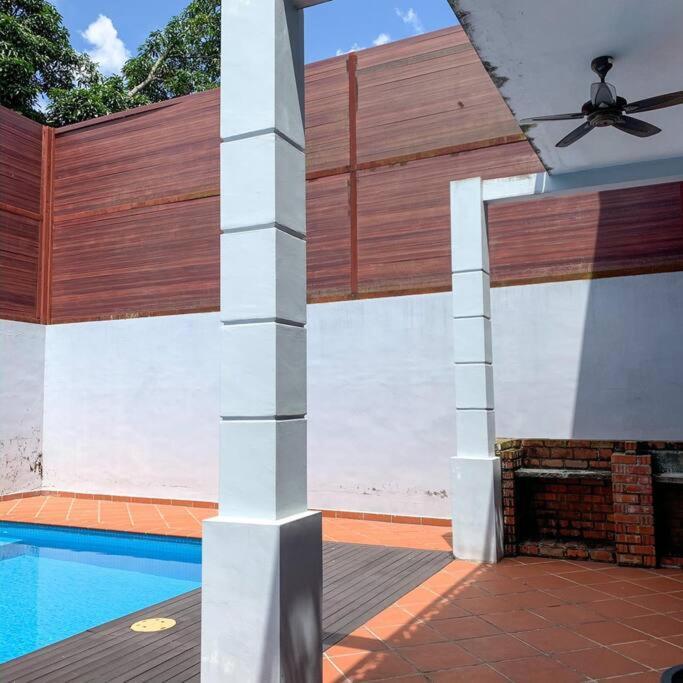 Santai Homestay Jb Holiday home *
